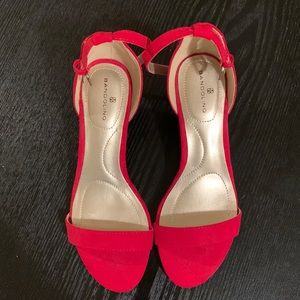 Bandolino NWOT red platforms